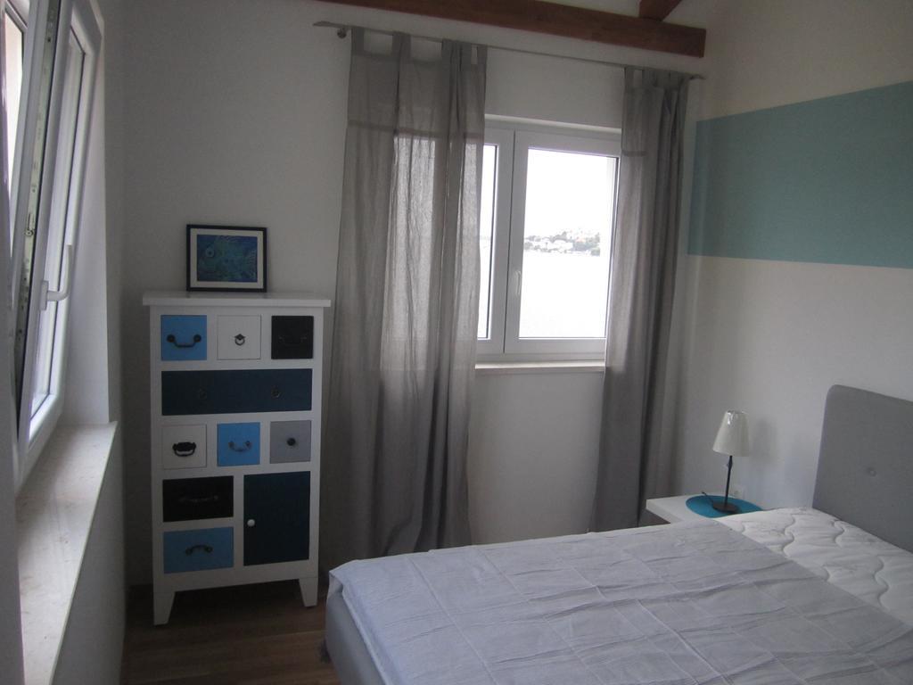 Apartments Jela Rogoznica  Zimmer foto